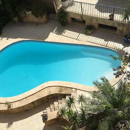 Studio With Pool In House Of Character.