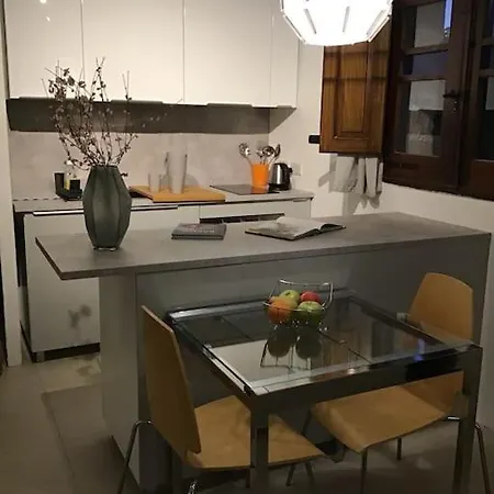 Appartement Studio With Pool In House Of Character. *