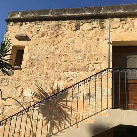 Studio With Pool In House Of Character. Apartman *